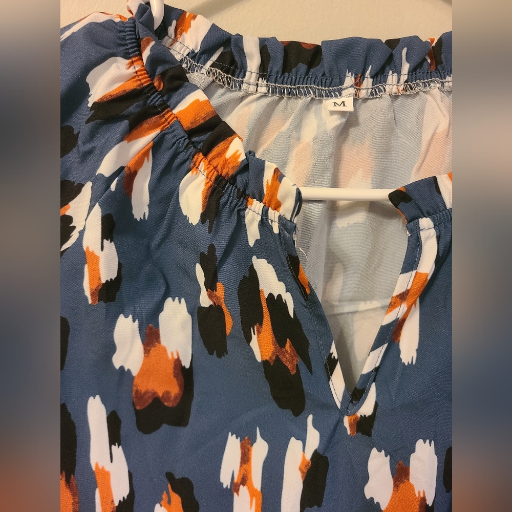 Patterned Blouse - Picture 4 of 4